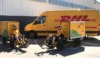 DHL levererar paket med elcykel i Malmö